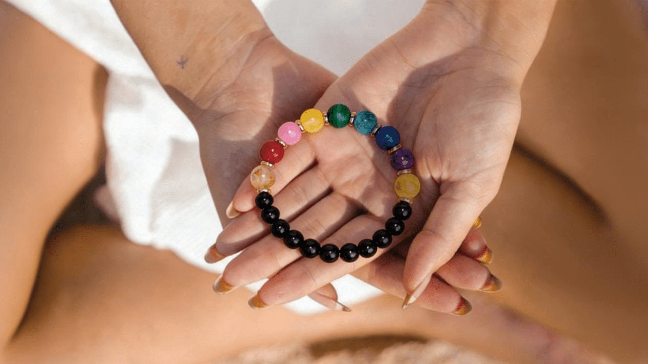 Guide to choosing a crystal bracelet