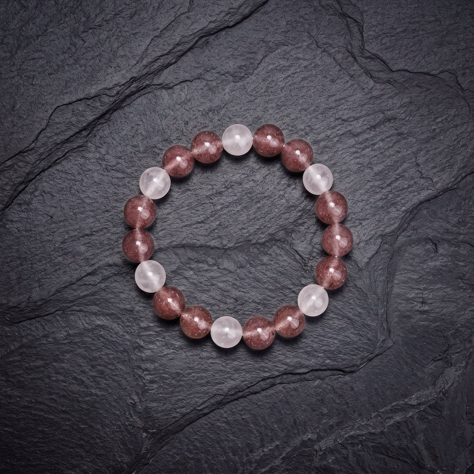 Strawberry quartz beaded bracelet, circular strand of pink and white stones